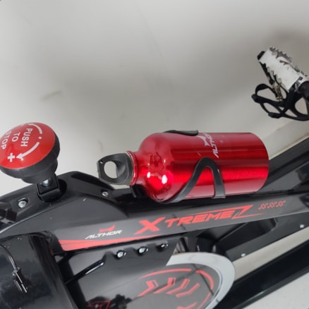 Bicicleta Ergométrica Xtreme Roda Inércia Profissional Althor