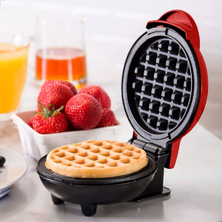 Máquina Forma De Fazer Waffle Elétrica 110v Compacta Formato Clássico Redonda