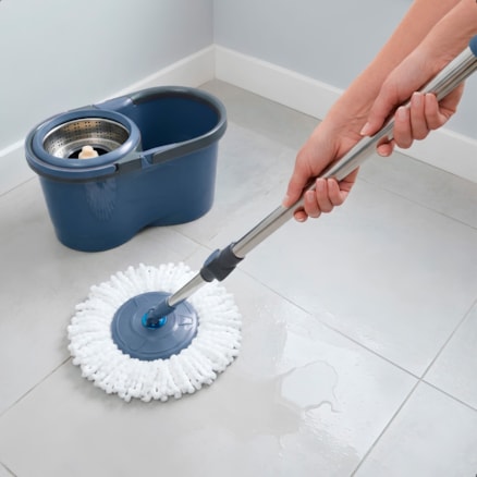Mop Limpeza Robust Esfregão Giratória Cabo Longo Inox 3 Refil 16l
